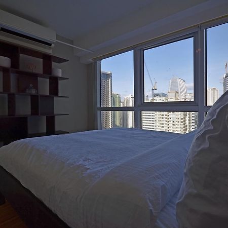 Victoria Soho Suites Manila Bagian luar foto