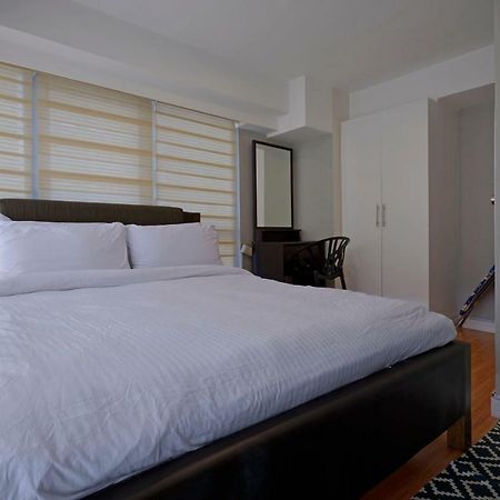 Victoria Soho Suites Manila Bagian luar foto