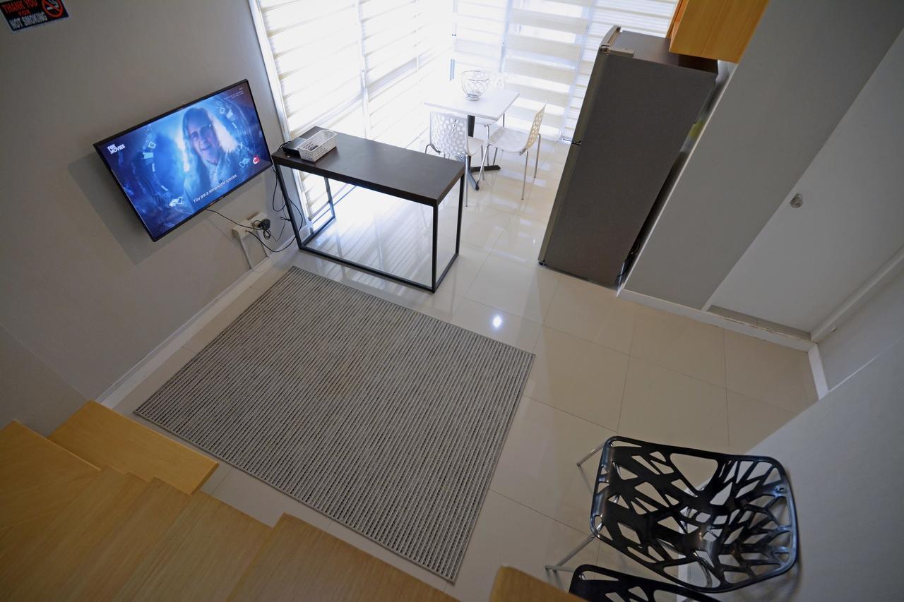 Victoria Soho Suites Manila Bagian luar foto